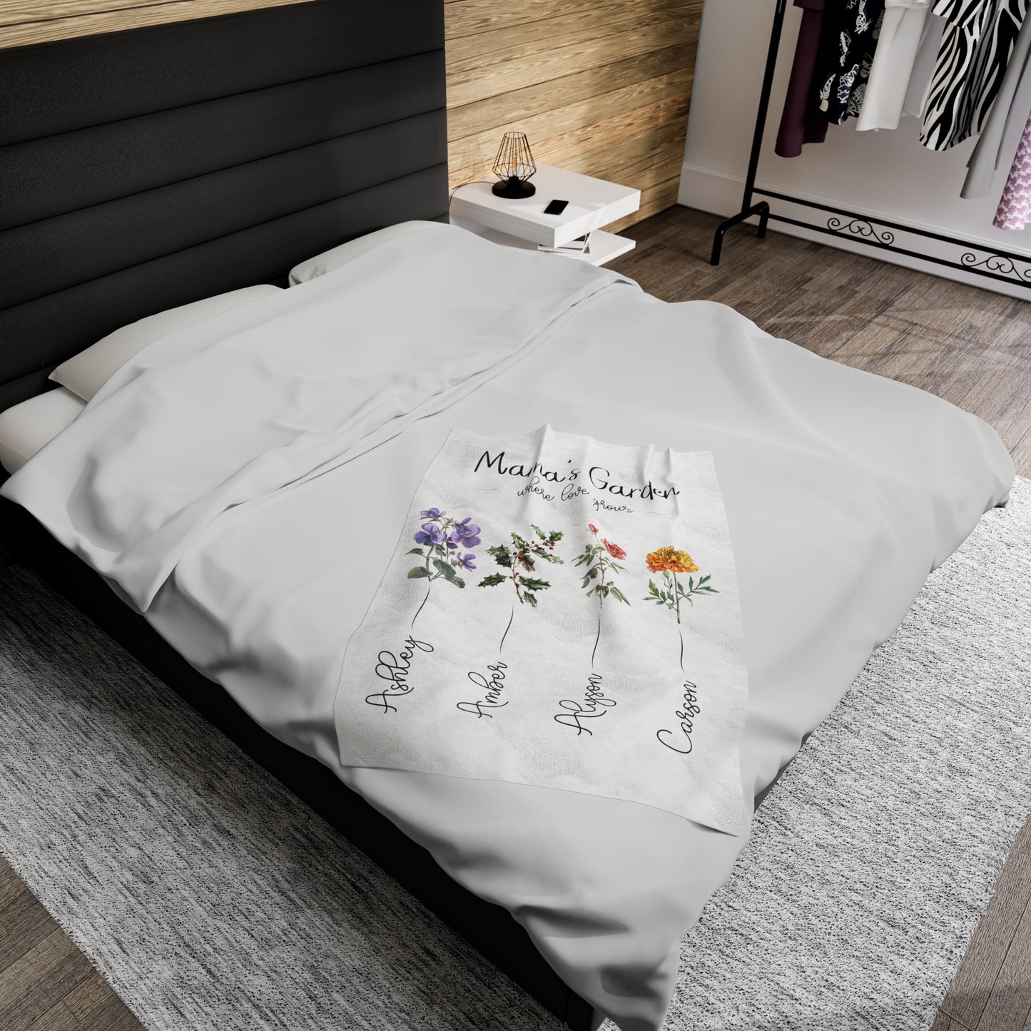 Kiesha's Garden Antique - Velveteen Plush Blanket